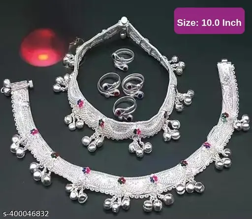 Heavy bridal ghunghroo anklet with 4 toe ring