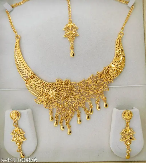NEW GRACEFULL GOLDEN NECKLACE JWELLERY SET