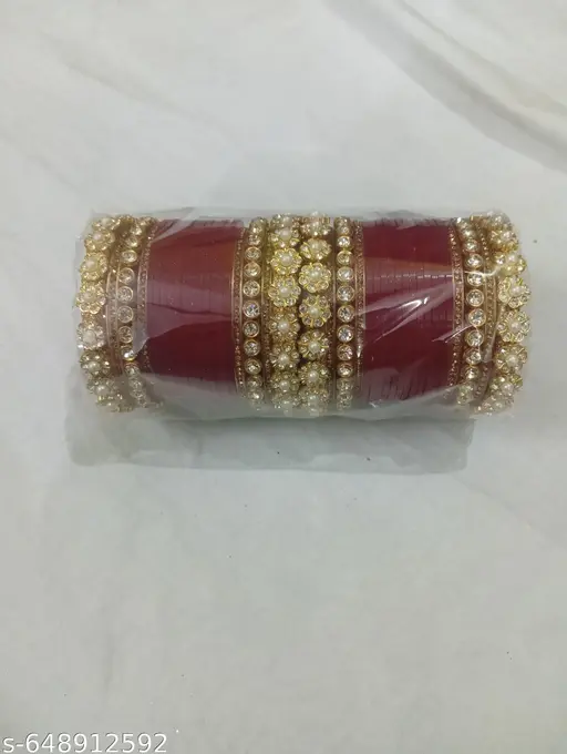 Bindhi chudi set