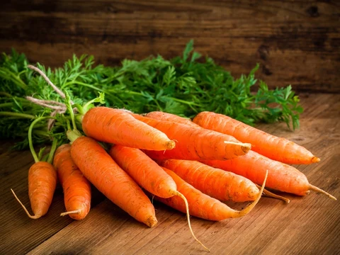 Red Carrot (लाल गाजर )