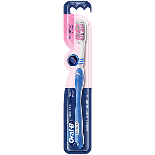 Oral-B Sensitive & Gums Pro Clean Toothbrush, 1 pc